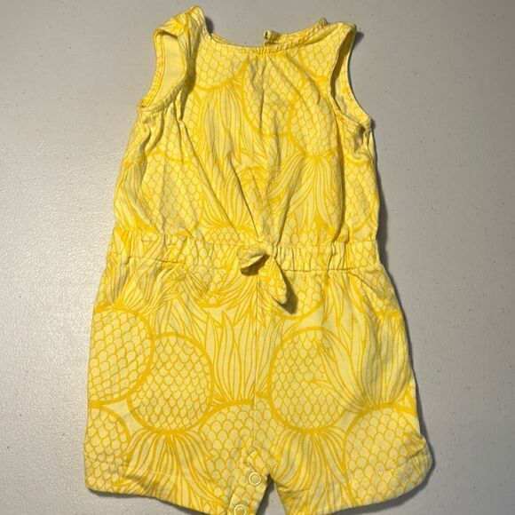 9m pineapple romper carters - Picture 1 of 2